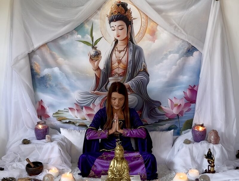 Curso e Iniciação das Jóias de Kuan Yin (1h e 27 min)